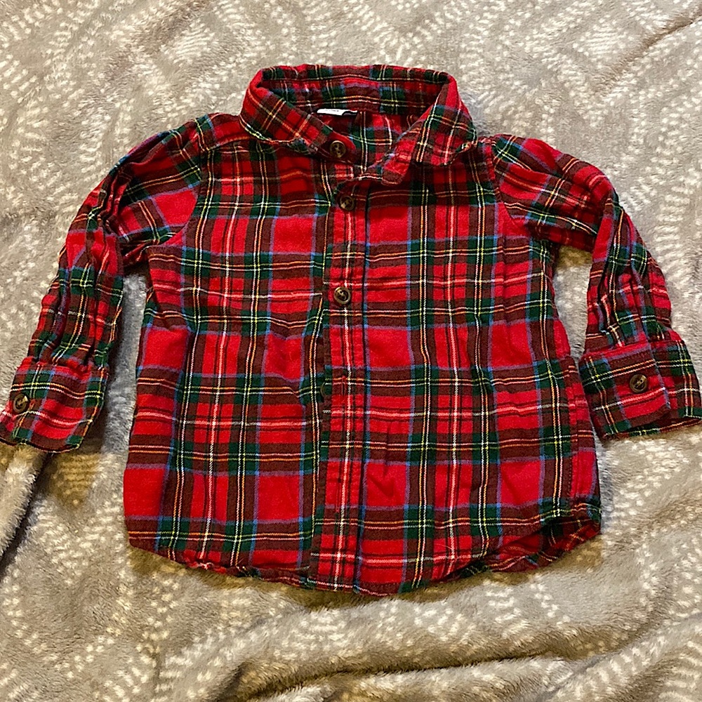 Old Navy 12-18 Month red/green Flannel